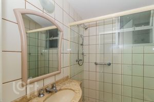 Image 10 - 874215