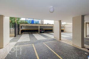 Image 24 - 874215