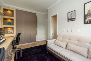 Image 19 - 874216