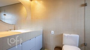 Image 13 - 874223
