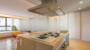 Image 3 - 874223