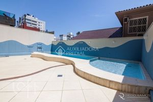 Image 4 - 874224