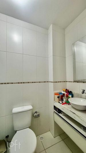 Image 17 - 874225