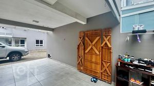 Image 21 - 874225