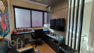 Image 11 - 874226
