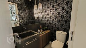 Image 9 - 874226