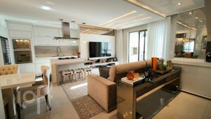 Image 3 - 874226