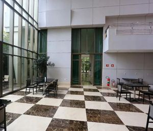 Image 5 - 874228