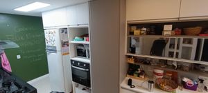 Image 14 - 874229