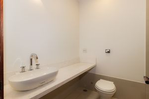 Image 35 - 874233