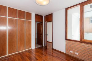 Image 37 - 874233