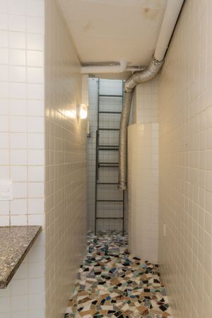 Image 68 - 874233