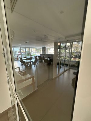 Image 25 - 874267
