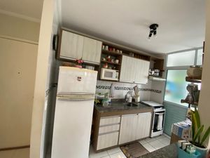 Image 4 - 874270
