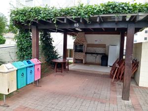 Image 18 - 874270