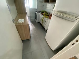 Image 6 - 874271