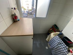 Image 9 - 874271