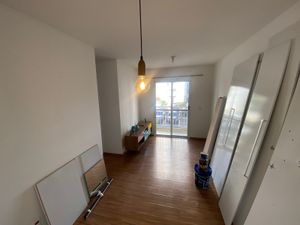 Image 1 - 874271