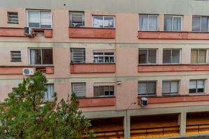 Image 4 - 874278