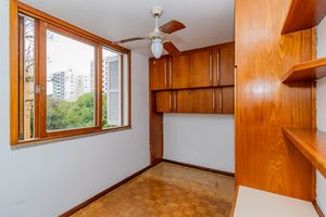 Image 10 - 874278