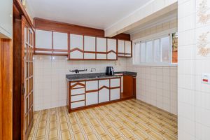 Image 24 - 874278