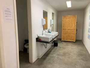 Image 6 - 874279