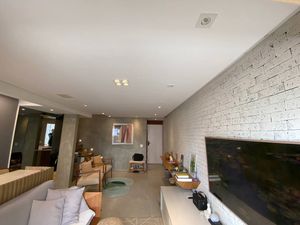 Image 21 - 874284