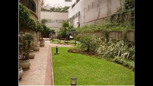 Image 13 - 874285