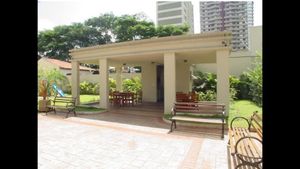 Image 11 - 874285