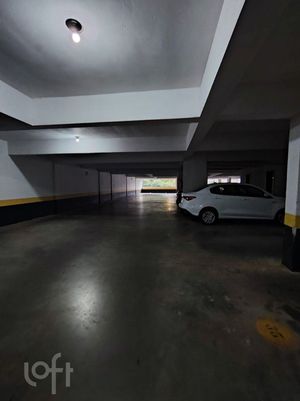 Image 11 - 874286