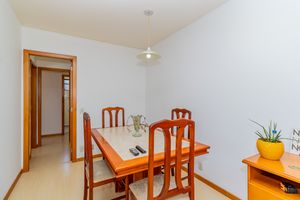 Image 6 - 874287
