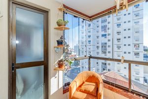 Image 9 - 874287