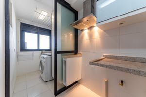 Image 18 - 874288