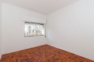 Image 11 - 874293