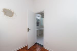 Image 37 - 874293