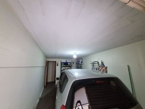 Image 24 - 874294