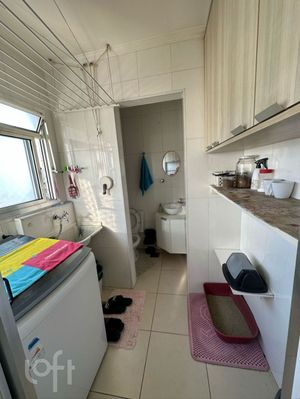 Image 4 - 874295