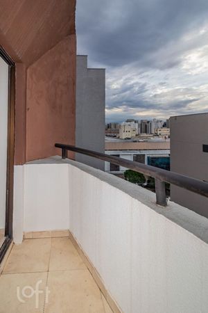 Image 35 - 874302