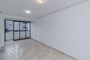 Image 31 - 874302