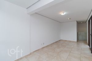 Image 33 - 874302
