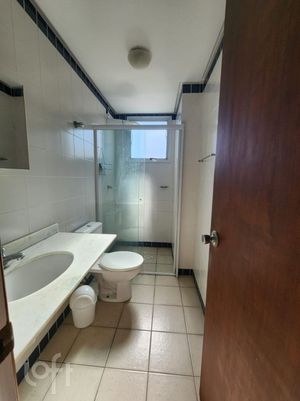 Image 4 - 874305