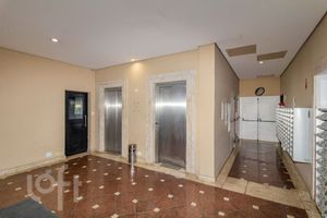 Image 38 - 874313