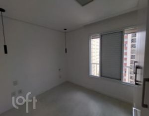 Image 4 - 874318