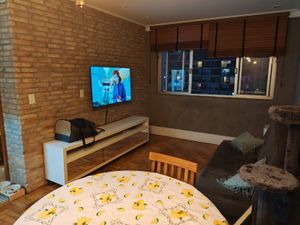 Image 9 - 874323