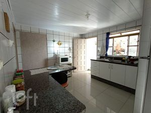 Image 5 - 874327