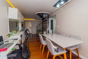 Image 4 - 874328