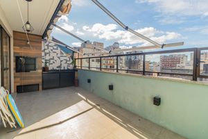 Image 17 - 874328