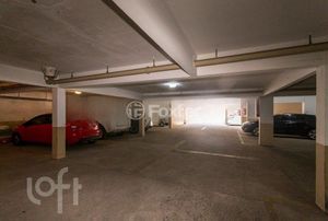 Image 6 - 874328