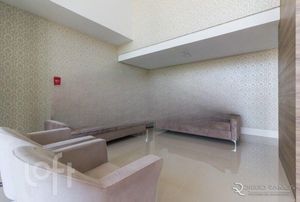 Image 16 - 874329