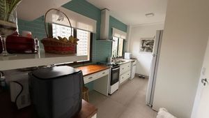 Image 32 - 874330